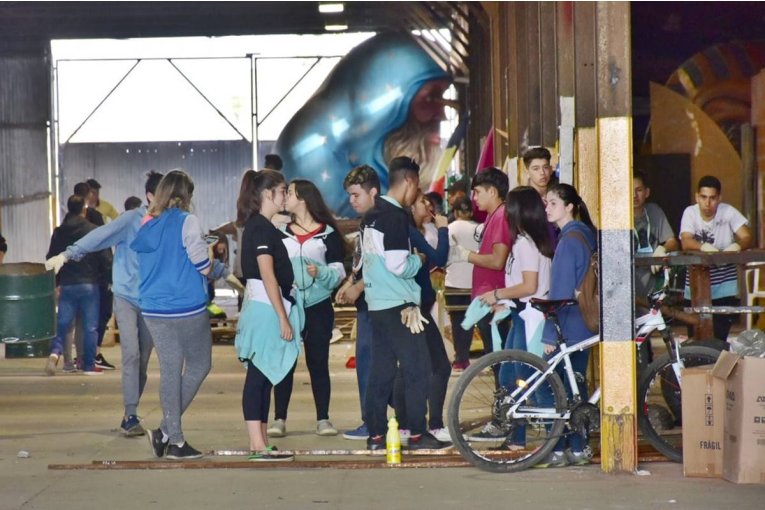 El municipio aclaró su postura sobre el uso de los galpones para las carrozas de los estudiantes