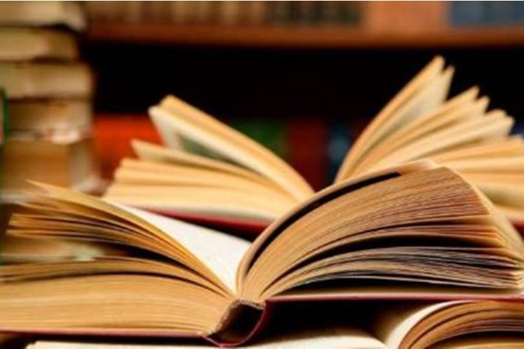 Este viernes comienza el "Canje Libro X Libro" en Plaza 25 de Mayo