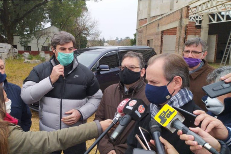 Bordet anunció que en una ciudad de la costa del Uruguay también se harán análisis de COVID