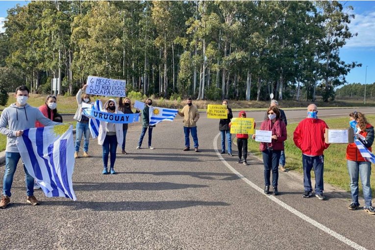 "Están las condiciones para hacer una prueba y que puedan cruzar los integrantes del Grupo Puente" dijo Francolini
