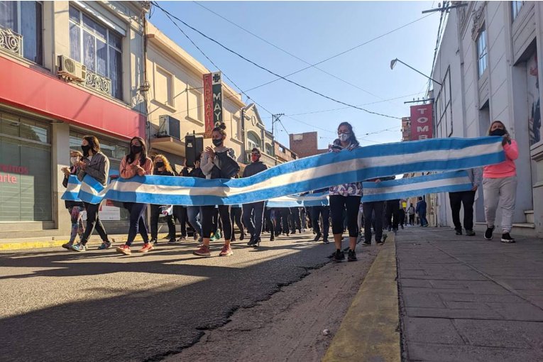 Representantes de gimnasios, natatorios y afines se reunieron con integrantes del COES