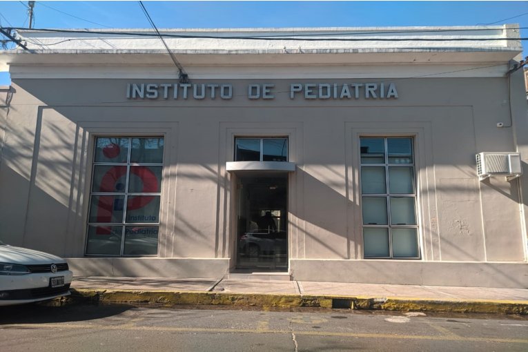 El Instituto de Pediatría señala que está en riesgo el servicio por un embargo judicial promovido por el municipio