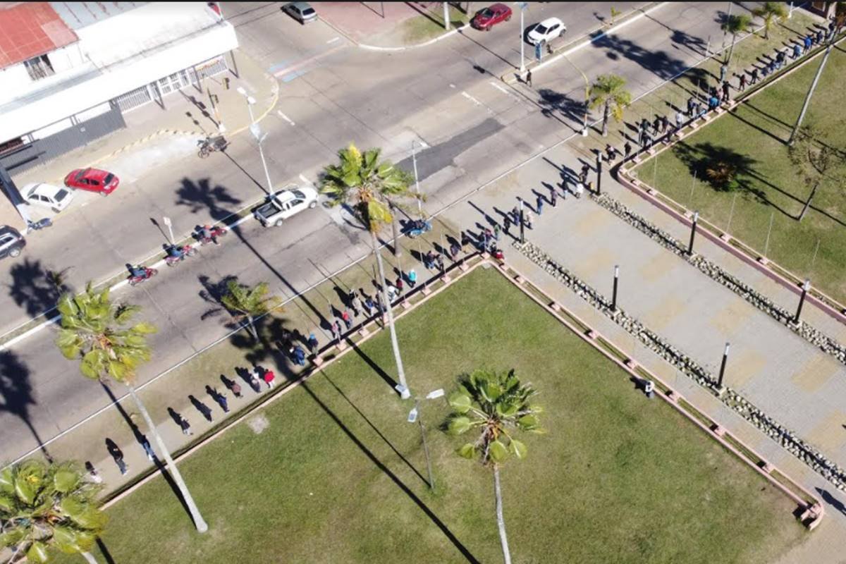Durante este martes se comenzó a vacunar a menores en Concordia. Durante este martes se comenzó a vacunar a menores en Concordia.