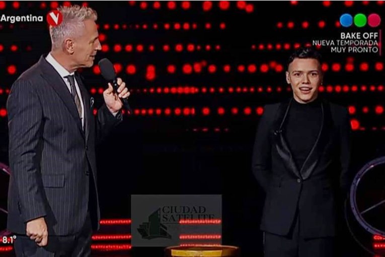 El concordiense Santiago Borda pasó a los cuartos de final de La Voz Argentina