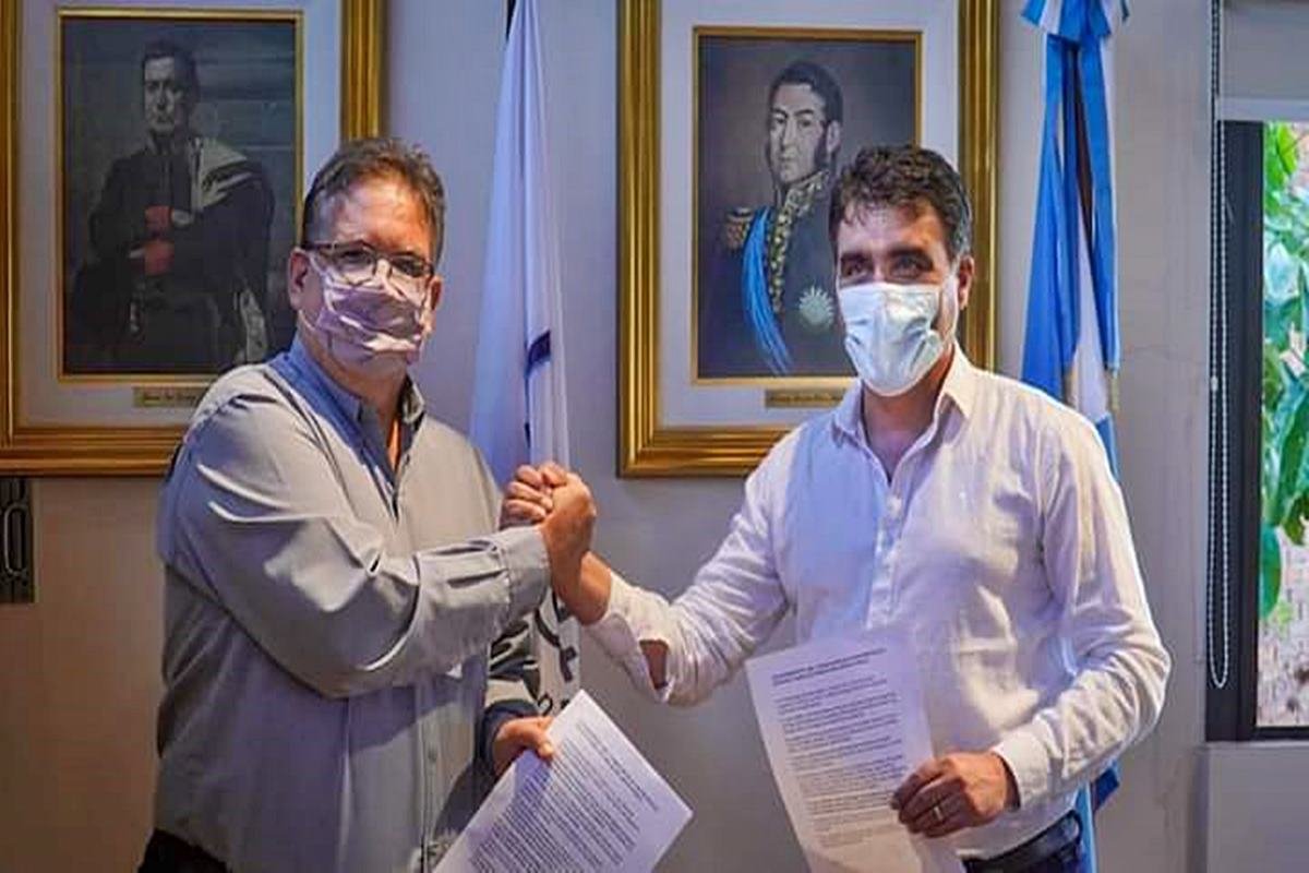 Ambos intendentes piden el protocolo especial para las familias "binacionales". Ambos intendentes piden el protocolo especial para las familias "binacionales".