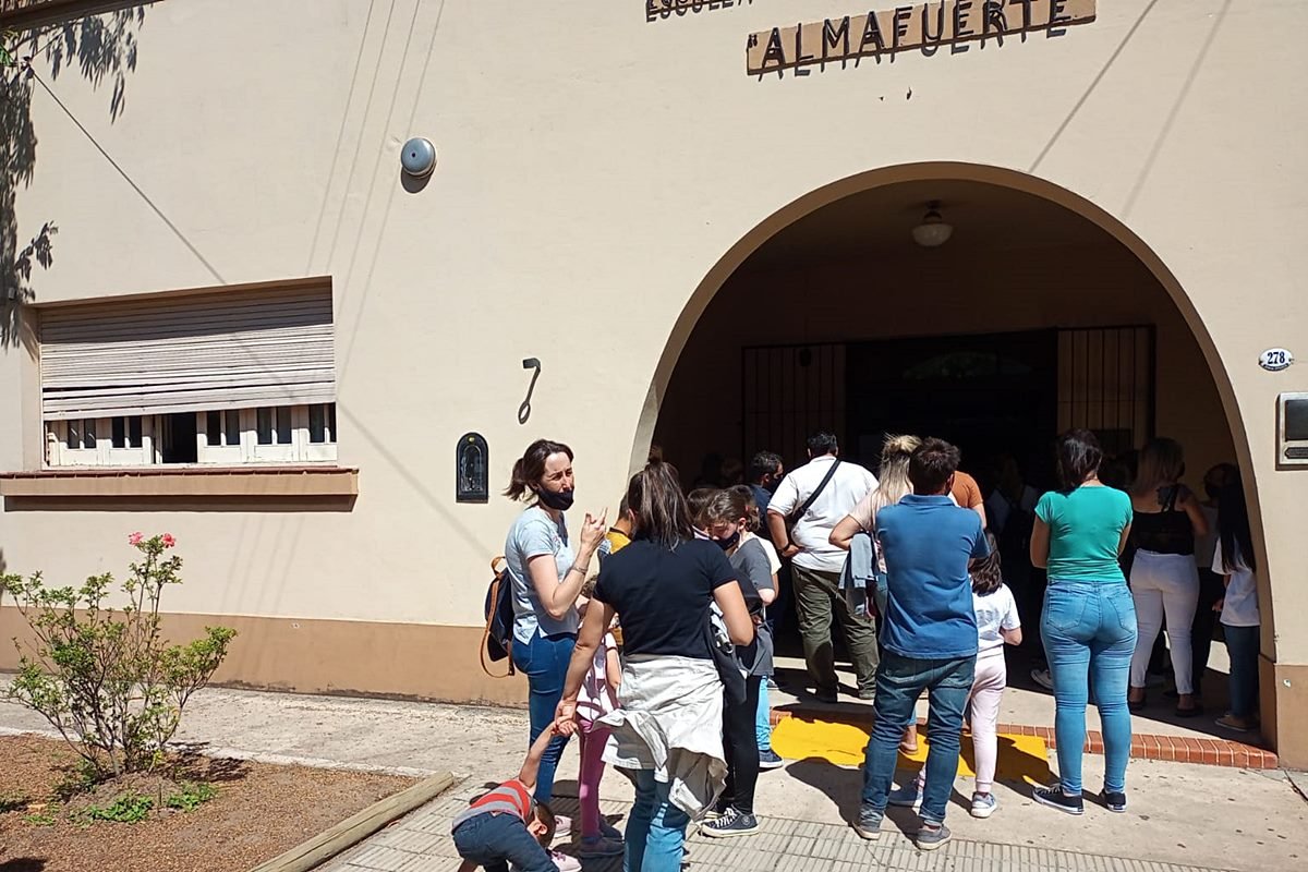 Comenzó la vacunación contra el COVID en las escuelas de Concordia. Comenzó la vacunación contra el COVID en las escuelas de Concordia.