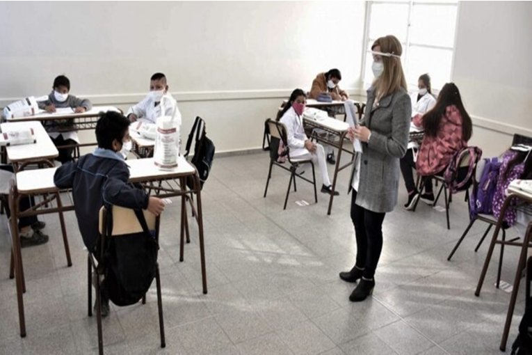 Esta semana Entre Ríos definirá su postura en relación al uso del barbijo en las escuelas