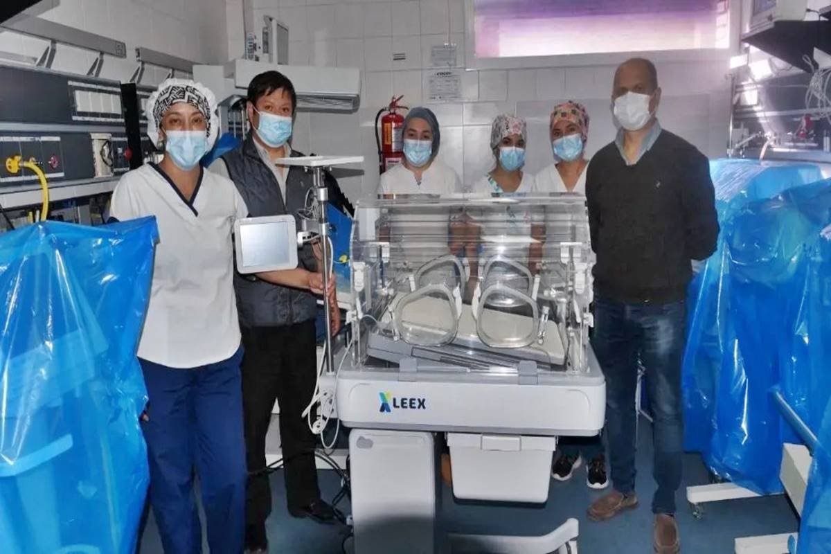 Nueva incubadora para el hospital de Concordia. Nueva incubadora para el hospital de Concordia.