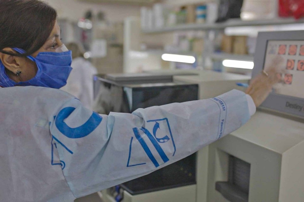 De total, 15 casos corresponden a pacientes de 50 años o más. De total, 15 casos corresponden a pacientes de 50 años o más.