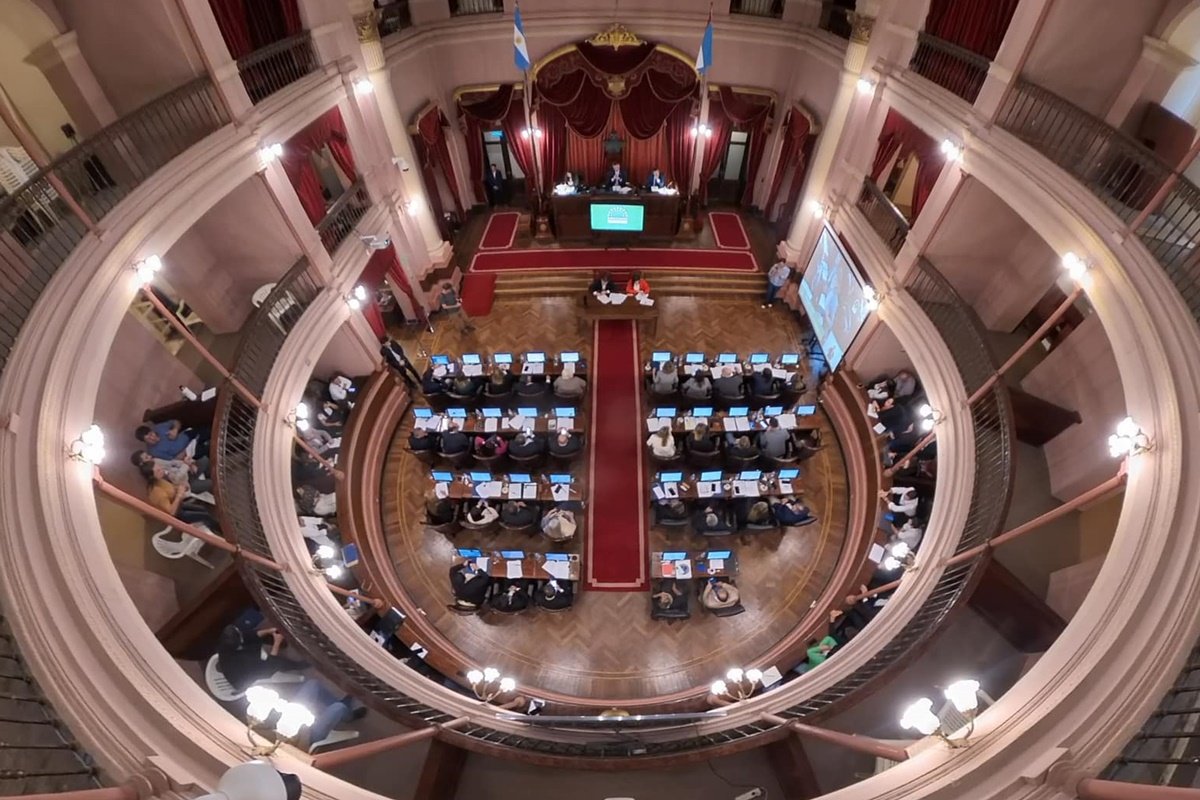Será la 6º sesión de este período legislativo. Será la 6º sesión de este período legislativo.