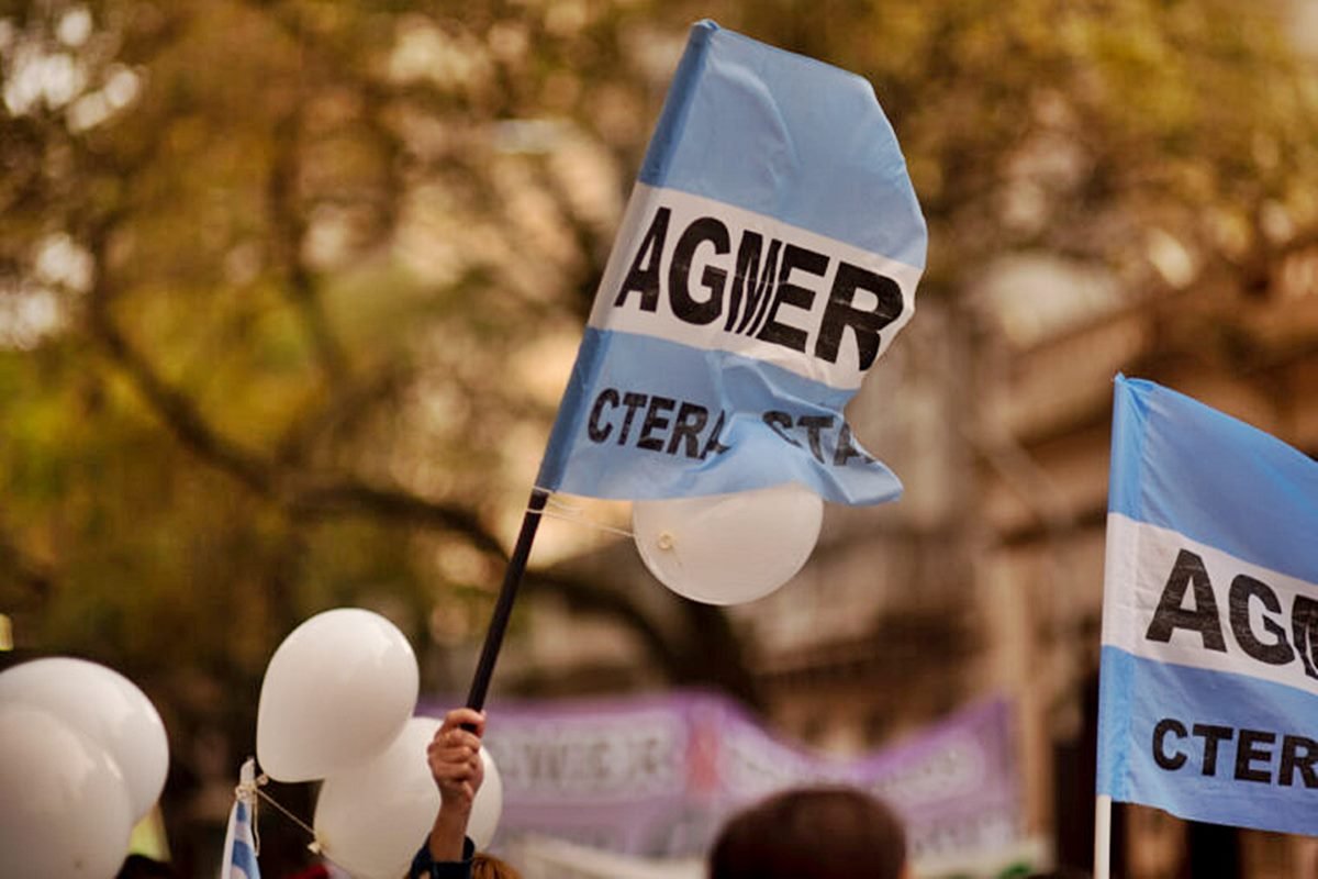 AGMER exhortó a retomar la paritaria. AGMER exhortó a retomar la paritaria.