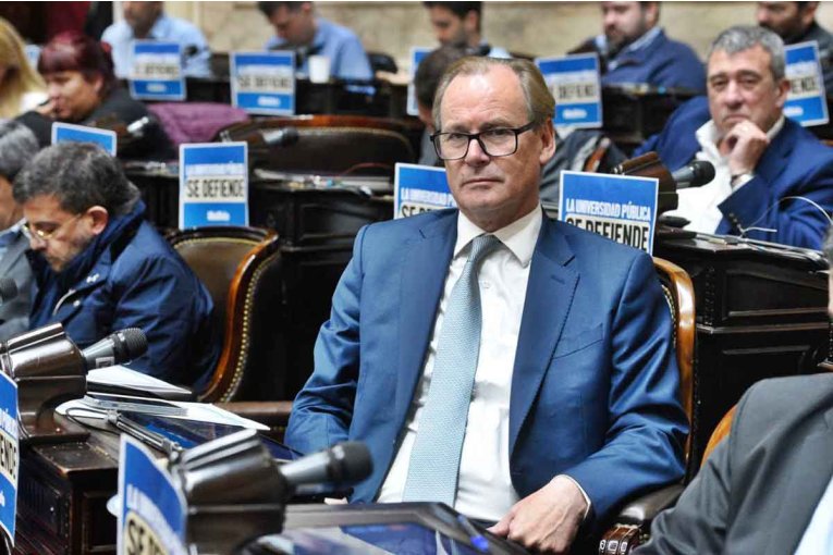 Bordet expresó que "lo de hoy fue contra la universidad pública y los docentes"