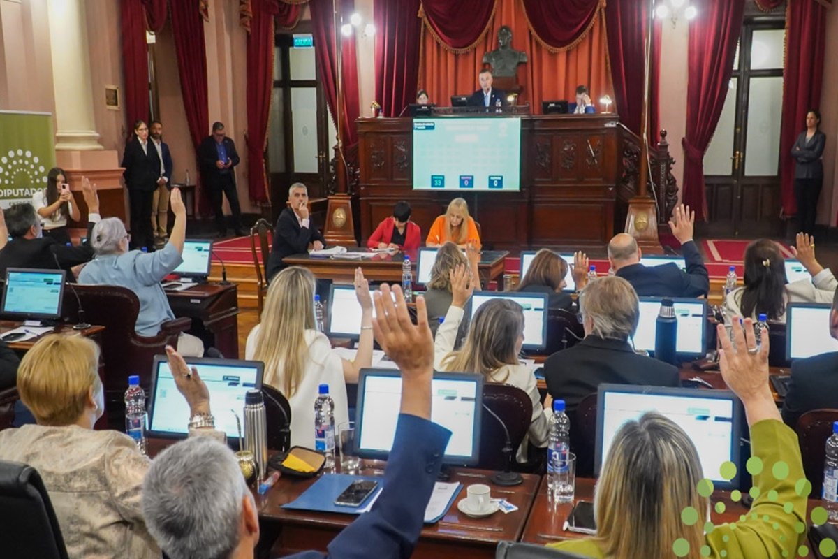 Por primera vez, se utilizó el voto electrónico. Por primera vez, se utilizó el voto electrónico.