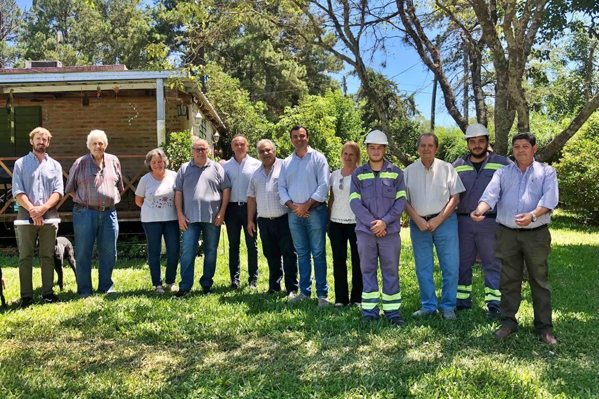 Puerto Yeruá ya tiene oficialmente su tendido de fibra óptica. Puerto Yeruá ya tiene oficialmente su tendido de fibra óptica.